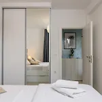 Relax * Τρογκίρ