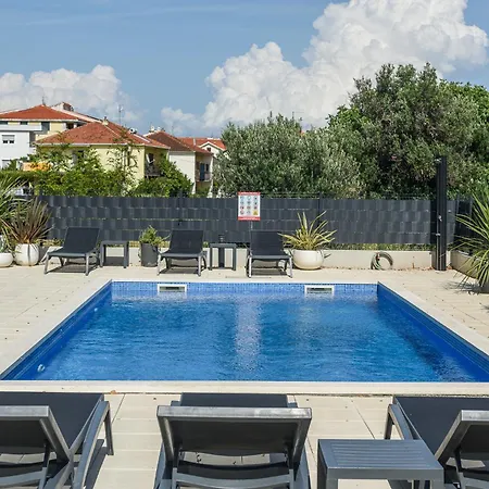 Relax Διαμέρισμα Τρογκίρ